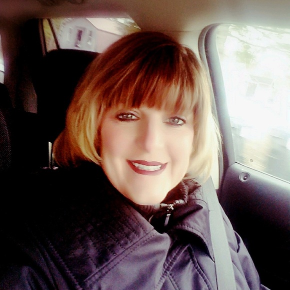 Meet your Posher, Bridgey - Picture 1 of 1